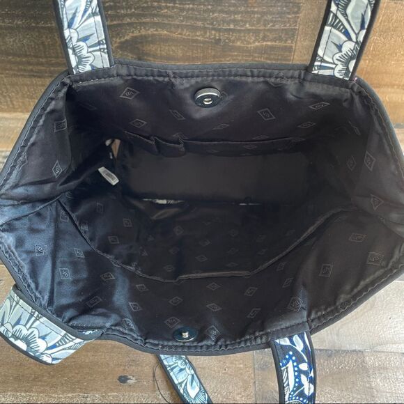 Vera Bradley Signature Iconic Tote Bag In Snow Lotus New Without Tags - Picture 11 of 15